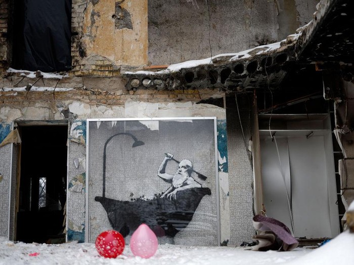 HORENKA, UKRAINE - NOVEMBER 22: A view from Lidiya Panchyshyna, 45 destroyed apartment building where graffiti artist Banksy has made a picture on November 22, 2022 in Horenka, Ukraine. The elusive British artist posted a video to Instagram last week that suggested hes behind the spray-painted artworks that have appeared across the Ukrainian capital this month. (Photo by Jeff J Mitchell/Getty Images)