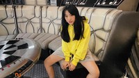 Saat menjadi tamu dalam konten YouTube Ini Bukan Talkshow, Nona Berlian menyatakan tak stop kegiatan berakting. (Foto: dok Instagram)