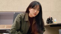 Nona Berlian tertarik main games lantaran suka meski tak terlalu jago. (Foto: dok Instagram)