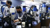 Pameran ini mengangkat tema Solusi Keberlanjutan untuk Industri Manufaktur.