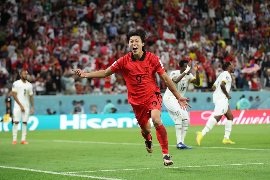 AL RAYYAN, QATAR - NOVEMBER 28:  Cho Gue-Sung of South Korea during the FIFA World Cup Qatar 2022 Group H match between Korea Republic and Ghana at Education City Stadium on November 28, 2022 in Al Rayyan, Qatar. (Photo by Jean Catuffe/Getty Images)