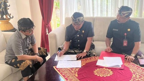 Penetapan UMK Badung 2023 ditantandangani Bupati Giri Prasta hari ini Kamis (1/12/2022).