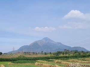 Gunung-gunung di Mojokerto yang Pemandangannya Tidak Kalah Ciamik