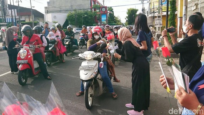Relawan ODHA di Tulungagung peringati Hari AIDS Sedunia