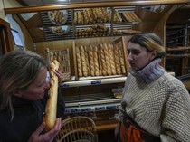 Roti Baguette Prancis Sah Masuk Warisan UNESCO