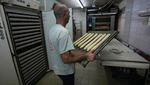 Roti Baguette Prancis Sah Masuk Warisan UNESCO