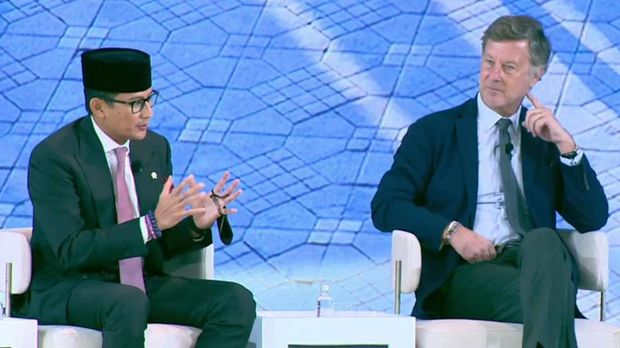 Menparekraf Republik Indonesia, Sandiaga Salahuddin Uno menjadi pembicara kunci dalam World Travel & Tourism Council (WTTC) di King Abdul Aziz International Convention Center, Riyadh, Arab Saudi pada Rabu (30/11/2022).