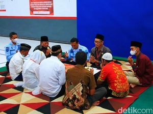 Haru Napi Kasus Narkoba Menikah di Lapas Banyuwangi Digelar Sederhana