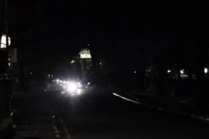 Suasana malam di Jalan Dayang Sumbi, Kota Bandung.