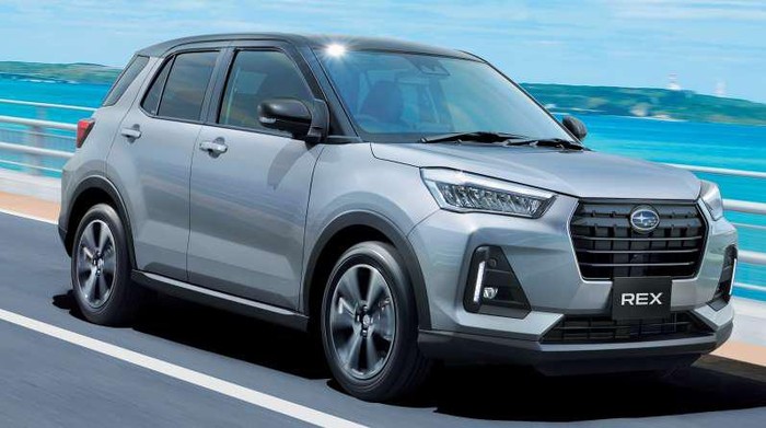 Subaru Rex yang jadi mobil rebadged Daihatsu Rocky di Jepang.