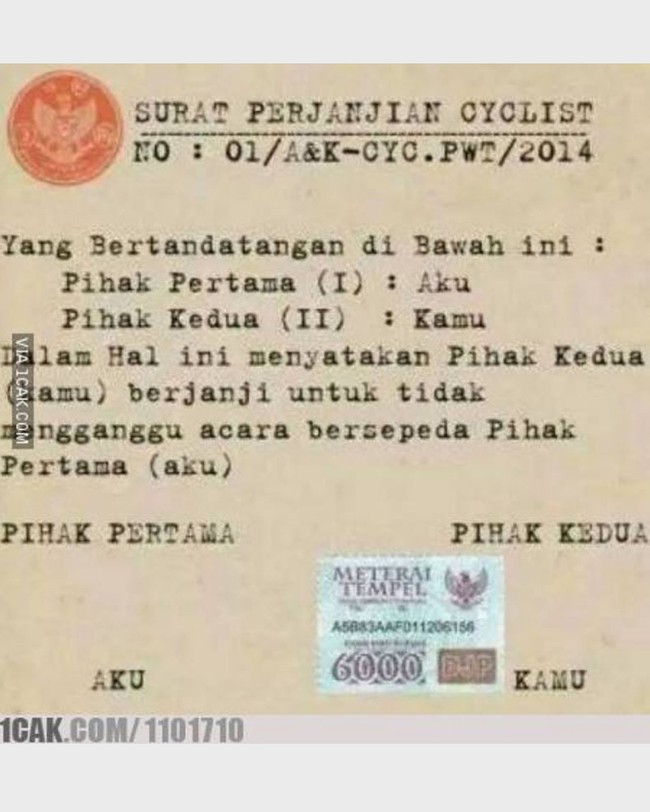 Pasti ada yang punya suami suka sepedahan kayak gini kan? Mungkin karena keseringan digangguin istri saat sedang sepedaan jadilah sang suami membuat surat perjanjian ini. Foto: 1cak.com