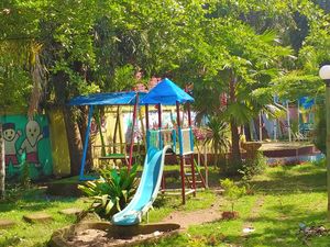 Potret Miris Taman Bermain di Dompu, Jorok-Tak Ramah Anak