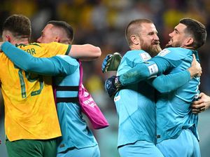 Lini Belakang Australia Mendadak Solid, Tiket 16 Besar pun Didapat