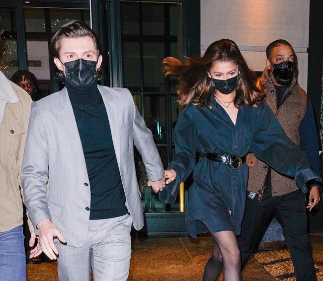 Seorang sumber mengungkap bahwa Tom Holland dan Zendaya diam-diam sudah bertunangan. Bahkan keduanya dikatakan sudah mantap bersama dan sedang merencanakan masa depan bersama. Foto: Getty Images