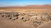 Gurun Atacama yang juga terkenal sebagai lokasi pengamatan astronomi kini kondisinya kian parah dengan semakin menumpuknya sampah tersebut.  