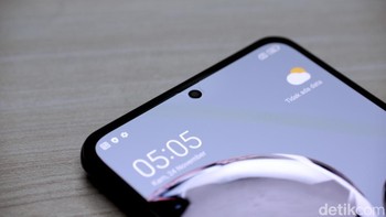 Kamera depan Xiaomi 12T sebesar 20MP. Foto: Adi Fida Rahman/detikINET