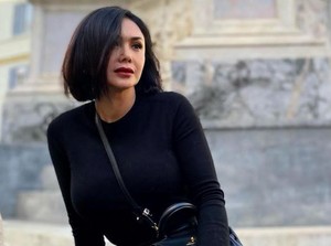 Yuni Shara Ngaku Sering Pakai Baju Ukuran Anak-anak
