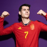 Alvaro Morata juga merupakan pemain Spanyol yang sangat digandrungi para wanita. Selain skilnya, Alvaro Morata juga dikenal pemain Spanyol yang ganteng. (Oliver Hardt/Getty Images)