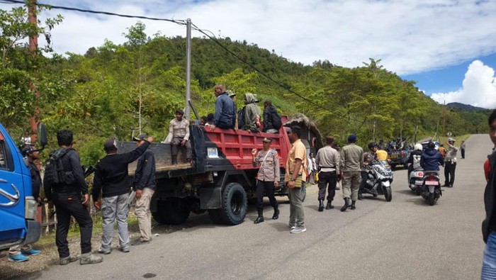 20 Pengungsi asal Kiwirok, Pegunungan Bintang, Papua Tengah telah kembali ke kampung halamannya.