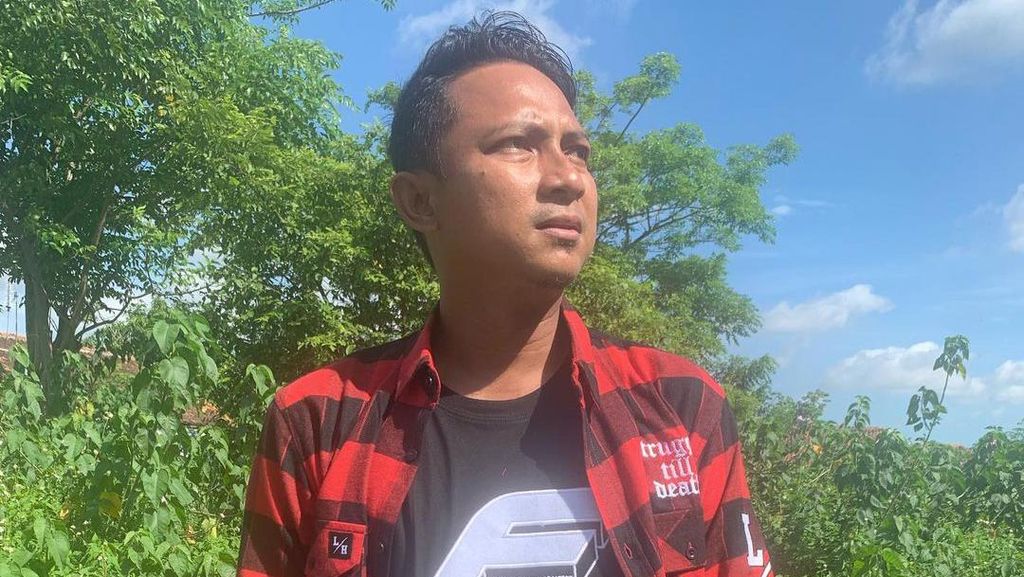 Kronologi Mobil Aden Bajaj Diserempet TransJ, Berujung Sopir Minta Maaf