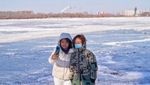 Bak Ice Skating, Sungai Songhua China Jadi Buruan Swafoto