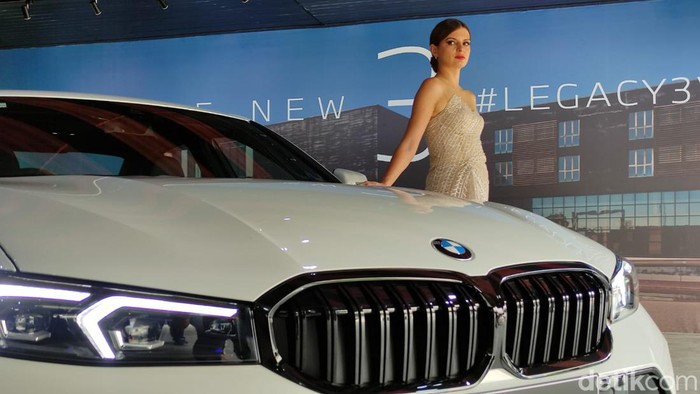 BMW Seri 3 Terbaru Meluncur di Indonesia.