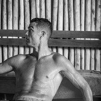 Baginya kesenangan dirinya dengan membuat tato tidak lah penting, namun justru dia lebih memikirkan orang lain. Rutin melakukan donor darah membuat Ronaldo juga mendorong orang untuk melakukan kegiatan yang sama. Foto: dok. Instagram/@cristiano