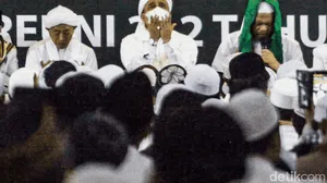 Dihadiri Habib Rizieq, Massa Reuni 212 Penuhi Masjid At-tin