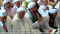 Habib Rizieq Dan Massa Reuni 212 Salat Subuh Berjemaah Di Masjid At-Tin