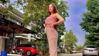 Hesty Klepek Klepek lebih memilih jadi penyanyi lantaran memang sudah dari remaja manggung ke mana-mana. (Foto: dok Instagram)