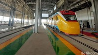 Peresmian digelar di depo kereta yang terletak di Kabupaten Maros.
