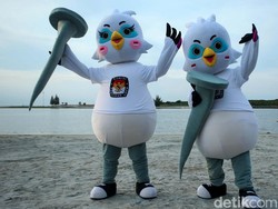 Maskot tersebut memiliki simbol surat suara dan alat coblos. Foto: Rifkianto Nugroho