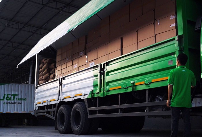 J&T Cargo Hadirkan Solusi untuk Jalankan Bisnis Lebih Efisien