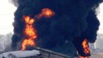 Kereta Anjlok dan Terbakar di Kanada