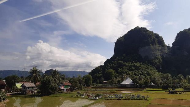 Kereta Pertama di Sulawesi