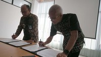 Kerja bareng ini akan dikhususkan kepada pengembangan battery material mulai dari bijih nikel menjadi P-CAM (Precursor Cathode Active Material), P-CAM menjadi CAM (Cathode Active Material), CAM menjadi cell baterai, hingga proses daur ulang baterai yang habis masa pakainya.