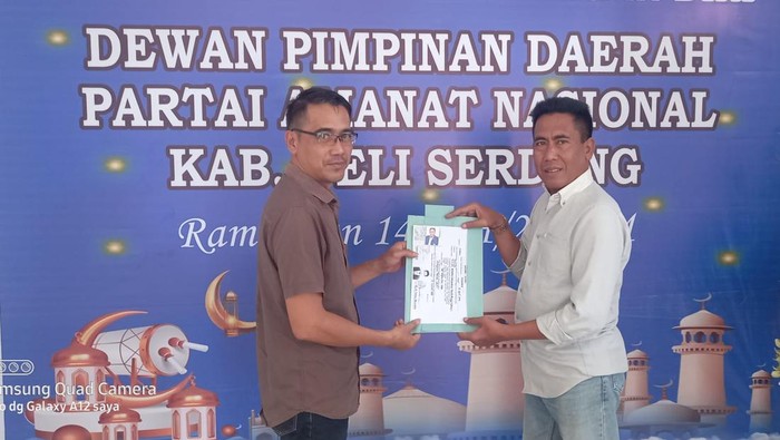 Ketua DPW Partai Pelita Sumut, Khairi Amri mendaftar sebagai Bacaleg dari DPD PAN Deli Serdang (Foto: Istimewa)