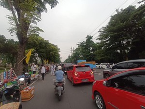 Ada Reuni 212, Lalu Lintas di Sekitar Masjid At-Tin Macet