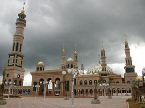 Menilik Megahnya Arsitektur Masjid Islamic Center Kebanggaan Samarinda