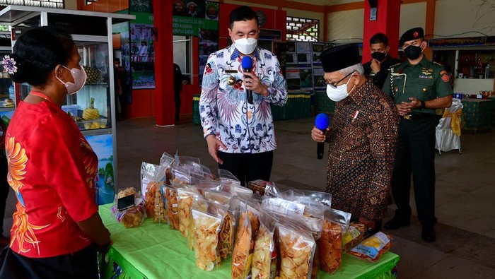 Menggali Potensi Pariwisata RI di Timur Indonesia Kaimana merupakan salah satu daerah yang memiliki potensi wisata alam dan budaya yang luar biasa di Papua Barat. Wapres RI Ma’ruf Amin pun terpesona saat melakukan lawatan kesana.