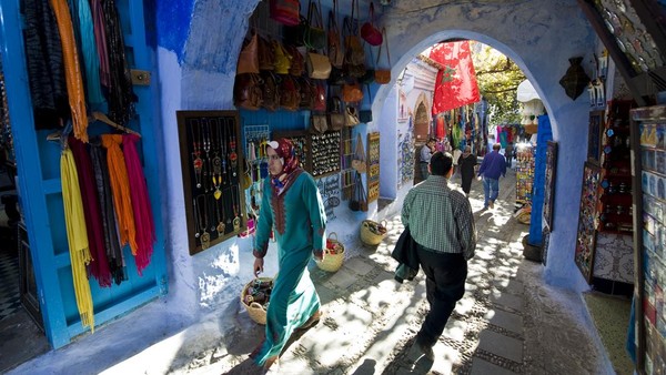 Tapi jangan terlena dengan ketenangan dan kedamaianya, Chefchaouen ternyata kota utama penghasil ganja di Maroko. (Giovanni Mereghetti/Getty Images)