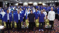 Sebelumnya, Zulhas menyampaikan capres prioritas KIB adalah Ketum Golkar Airlangga Hartarto. Hal itu disampaikannya usai pertemuan dengan para ketum poros KIB lainnya, seperti Ketum Golkar Airlangga Hartarto dan Plt Ketum PPP Mardono.