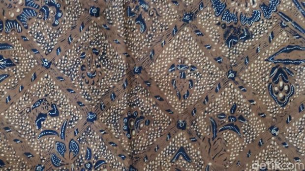 Motif batik Sidomukti Solo koleksi Museum Batik Yogyakarta. Foto diambil Jum'at, (2/12/2022).