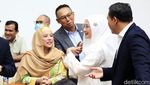 Senyum Manis Desy Ratnasari di Fit and Proper Test Panglima TNI