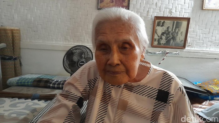 Rokayah (95), saksi sejarah gempa Sumedang 1955.