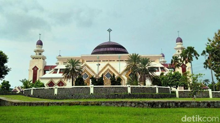 Sejarah Masjid At-Tin