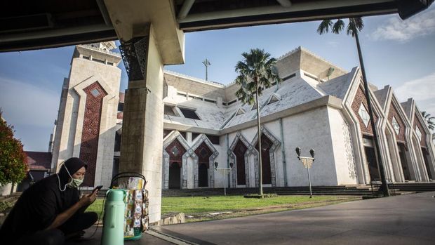 Sejarah Masjid At-Tin