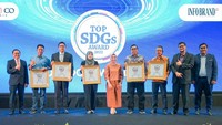 Penghargaan Top SDGs Award 2022 diberikan kepada perusahaan-perusahaan yang telah berhasil menerapkan Tujuan Pembangunan Berkelanjutan (SDGs) dalam strategi bisnisnya dan berkontribusi terhadap pencapaian 17 poin (SDGs). Penilaian berdasarkan laporan keberlanjutan perusahaan yang dipublikasikan dengan mengacu kepada tiga parameter, yaitu SDGs Initiative, SDGs Implementation dan CSR/TJSL Funds.