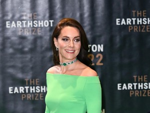 Momen Langka, Kate Middleton Memesona dengan Gaun Sewaan di Karpet Merah