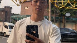 Hwang Hee-chan Jadi Pahlawan Korsel, Intip Gaya Stylish-nya di Luar Lapangan